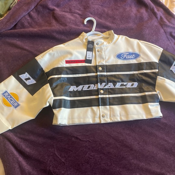 Cropped leather bomber jacket fashion nove never worn - Picture 3 of 5